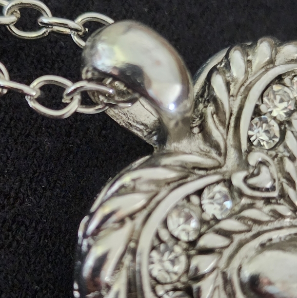 Vintage 3D Heart Filigree Pendant Necklace β Silver Tone π - Picture 6 of 8